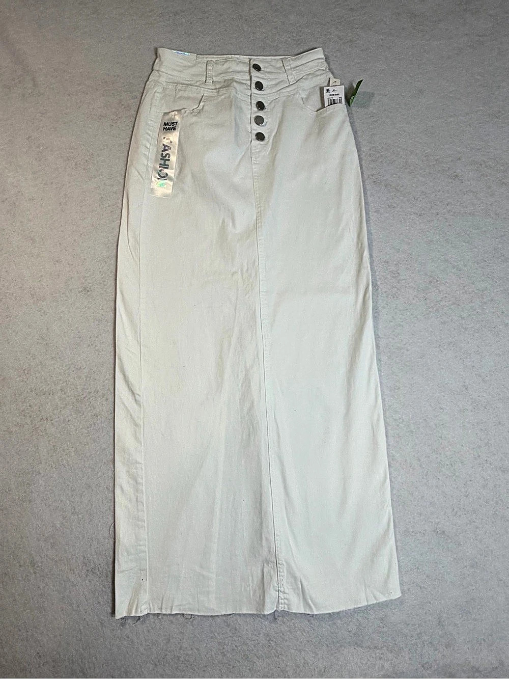 Tinsel Town Hi-Rise Maxi Skirt High-Rise Maxi Skirt in White Size 3/26 NWT